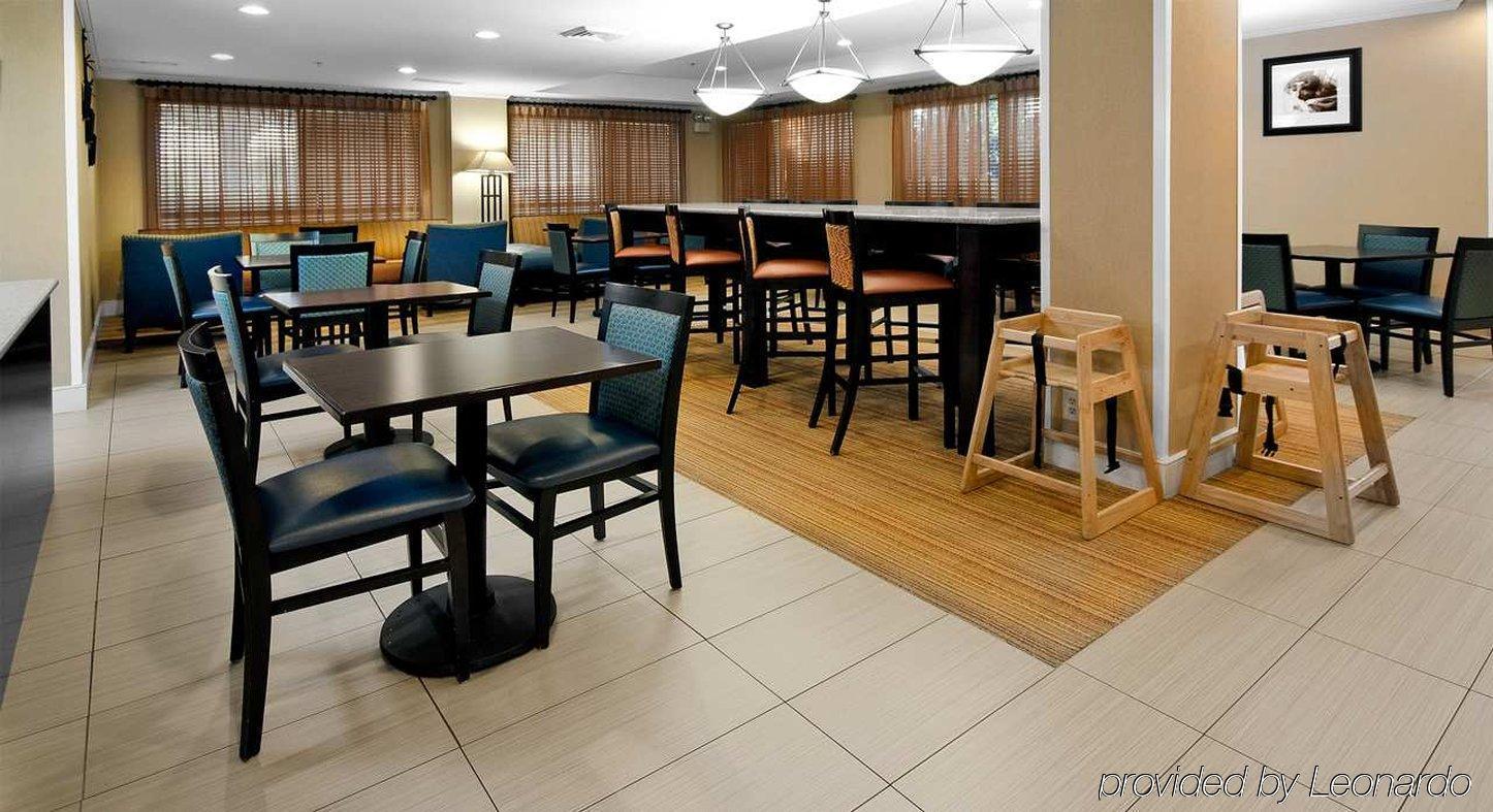 Hotel Hampton